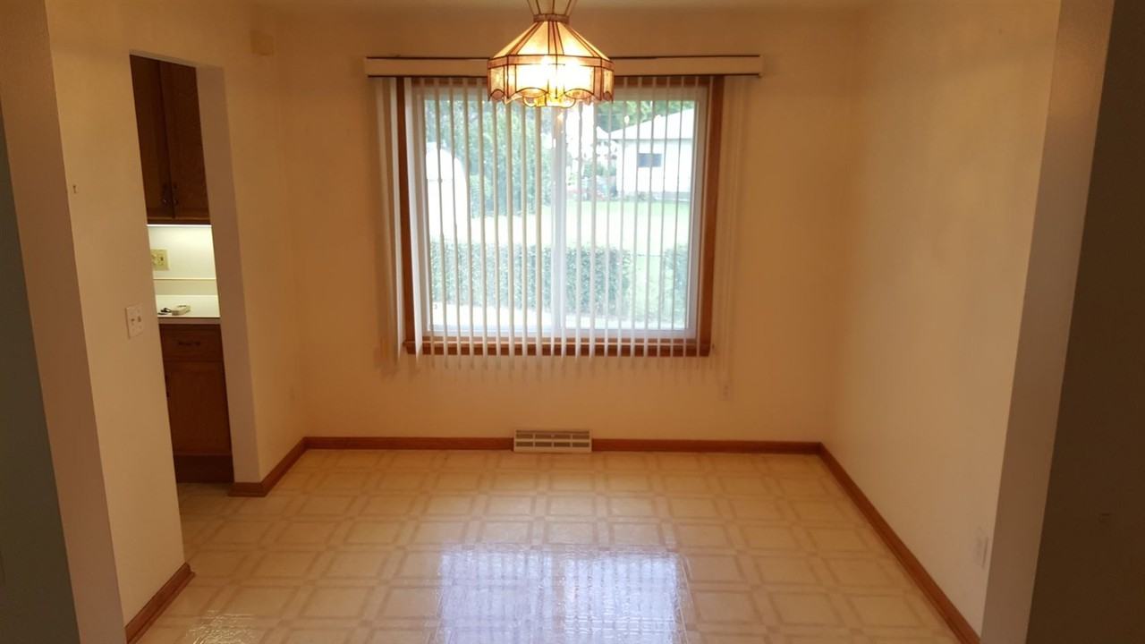 3603 Shauna Ave - Photo 3 of 21