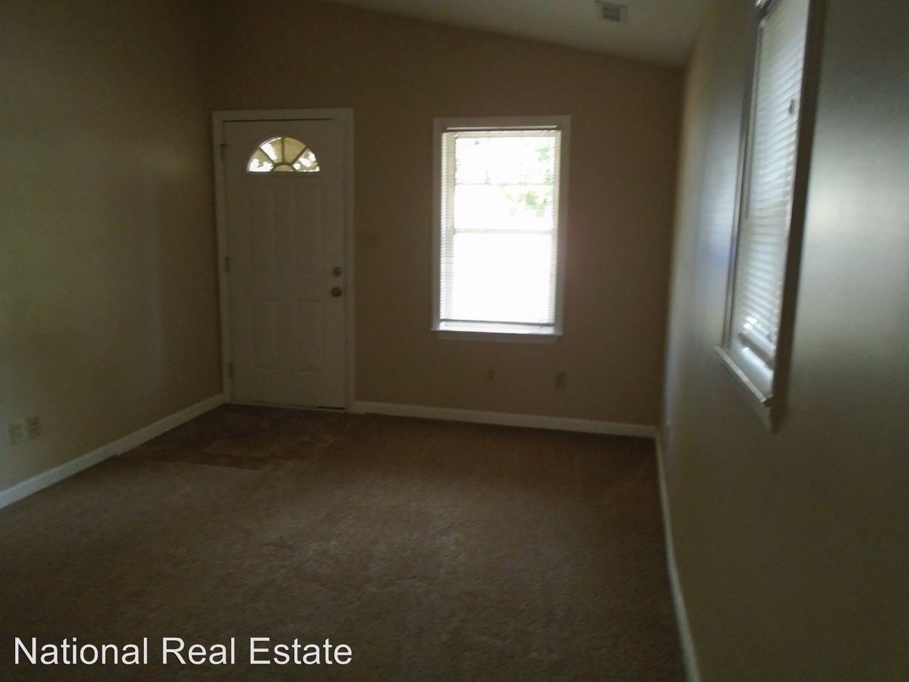 339 Lakewood Ave - Photo 2 of 12