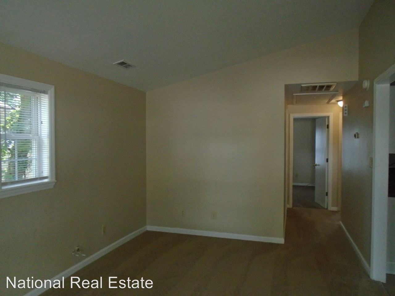 339 Lakewood Ave - Photo 3 of 12