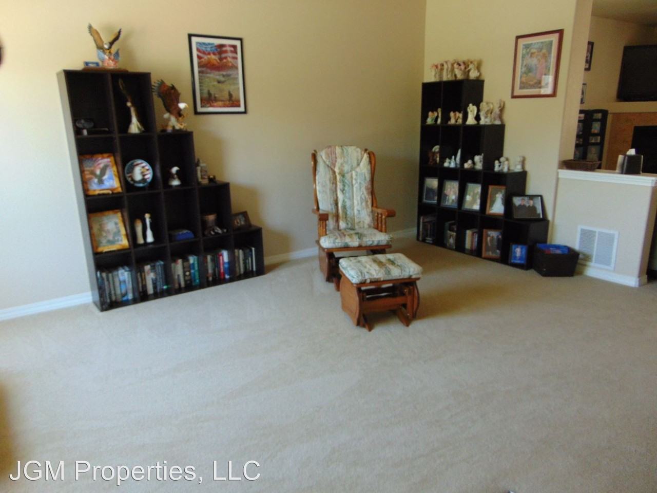 828 Fire Rock Pl - Photo 3 of 50