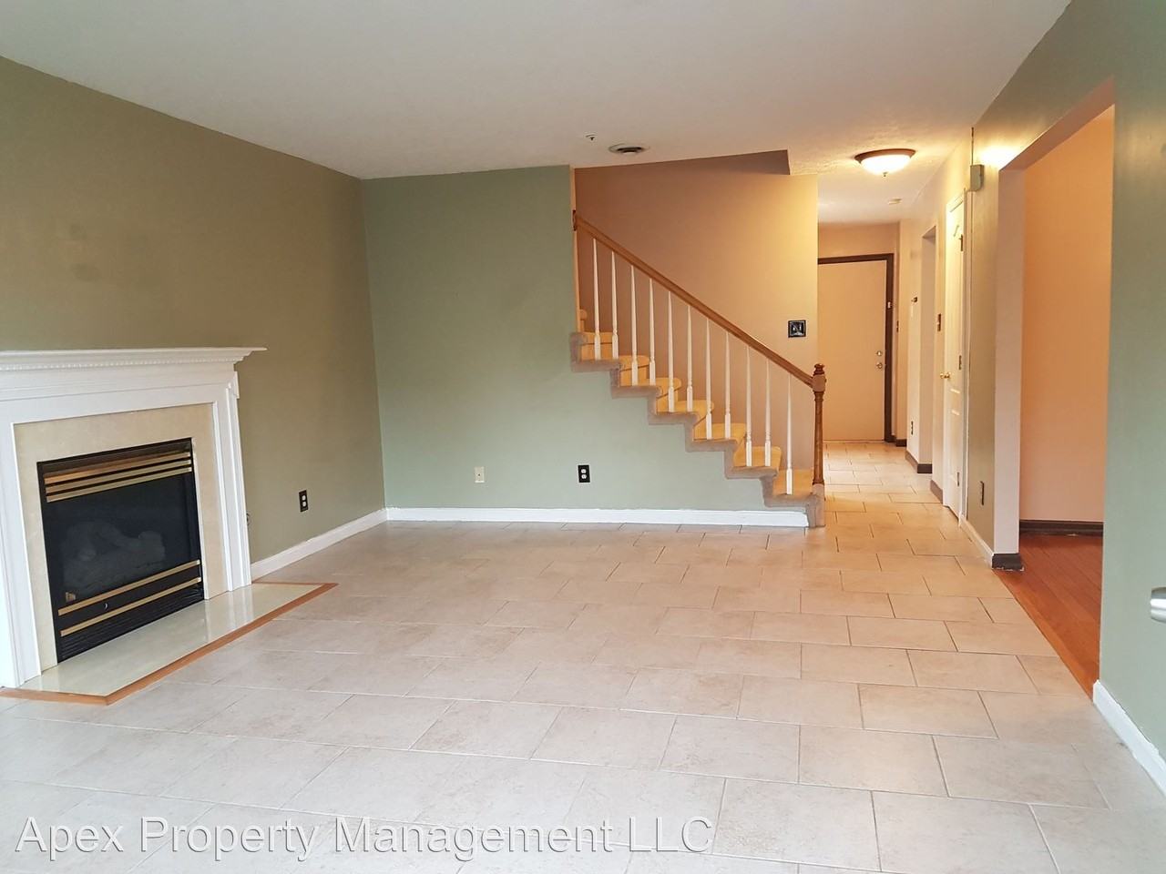8610 Old Carriage Ct - Photo 2 of 21