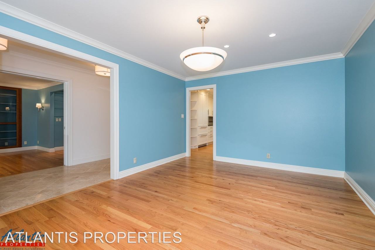 1888 Miramonte Ave - Photo 3 of 17