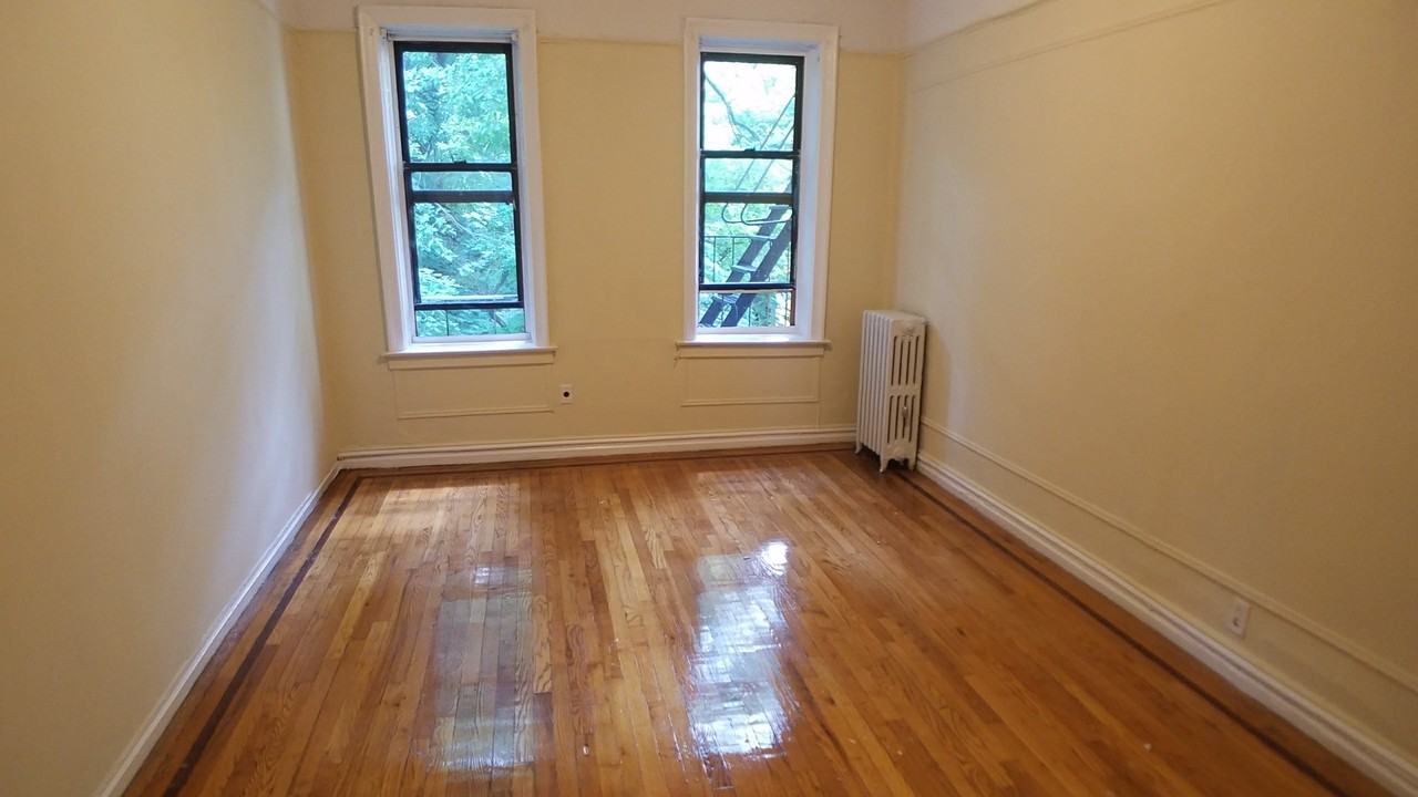 U.S. 9 & Hillside Ave & Nagle Ave