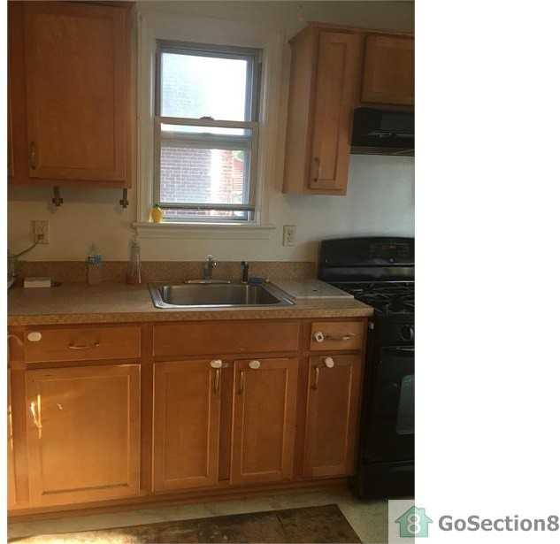 5616 Pioneer Dr - Photo 3 of 27