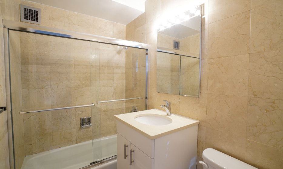 330 W 58th St #15L - Photo 2 of 5