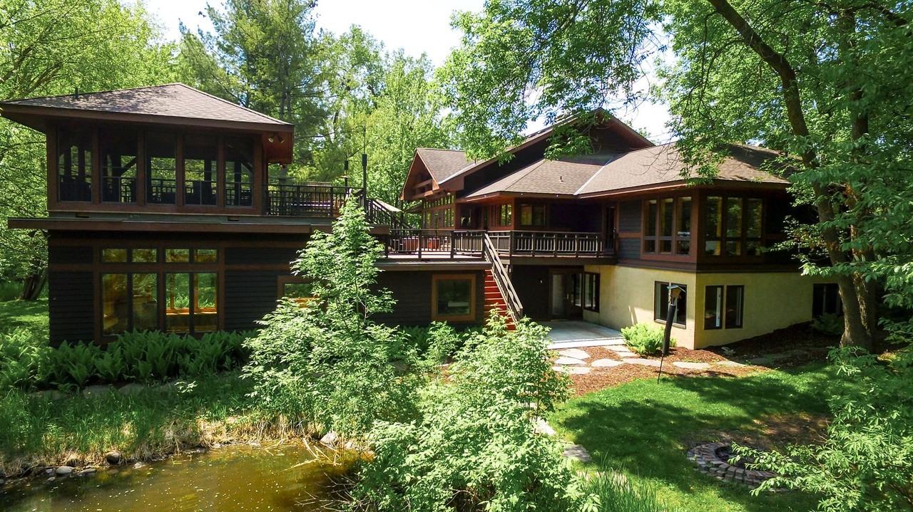 1698 Dodd Rd - Photo 2 of 19