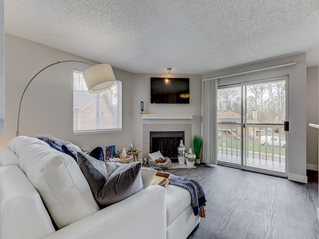 Club Palisades - Photo 3 of 23