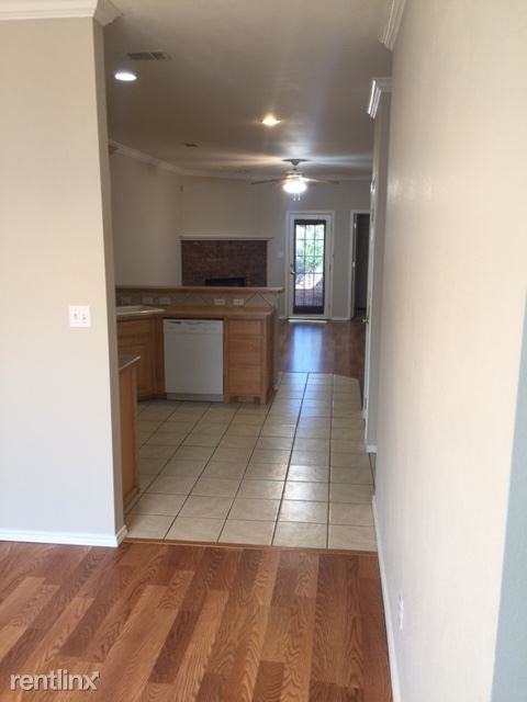 4726 Harvard Ave - Photo 2 of 25