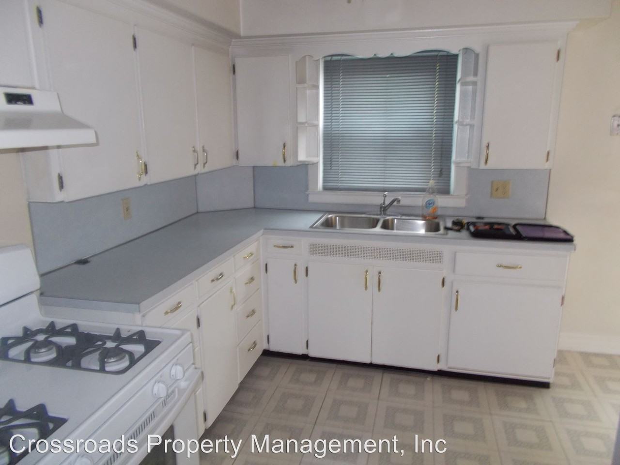 650 New Dauphin St - Photo 2 of 11