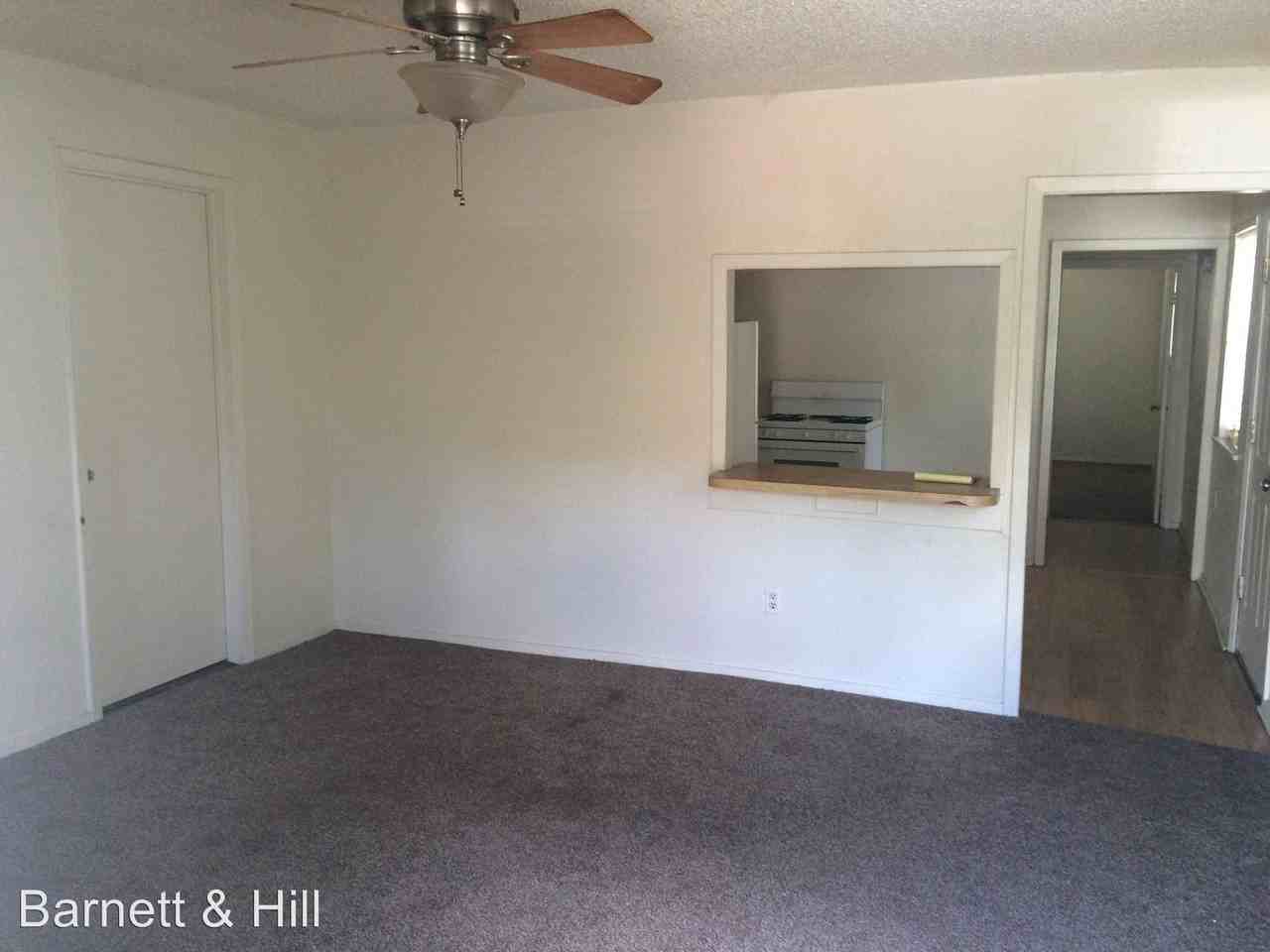 1459 Peach St - Photo 2 of 5