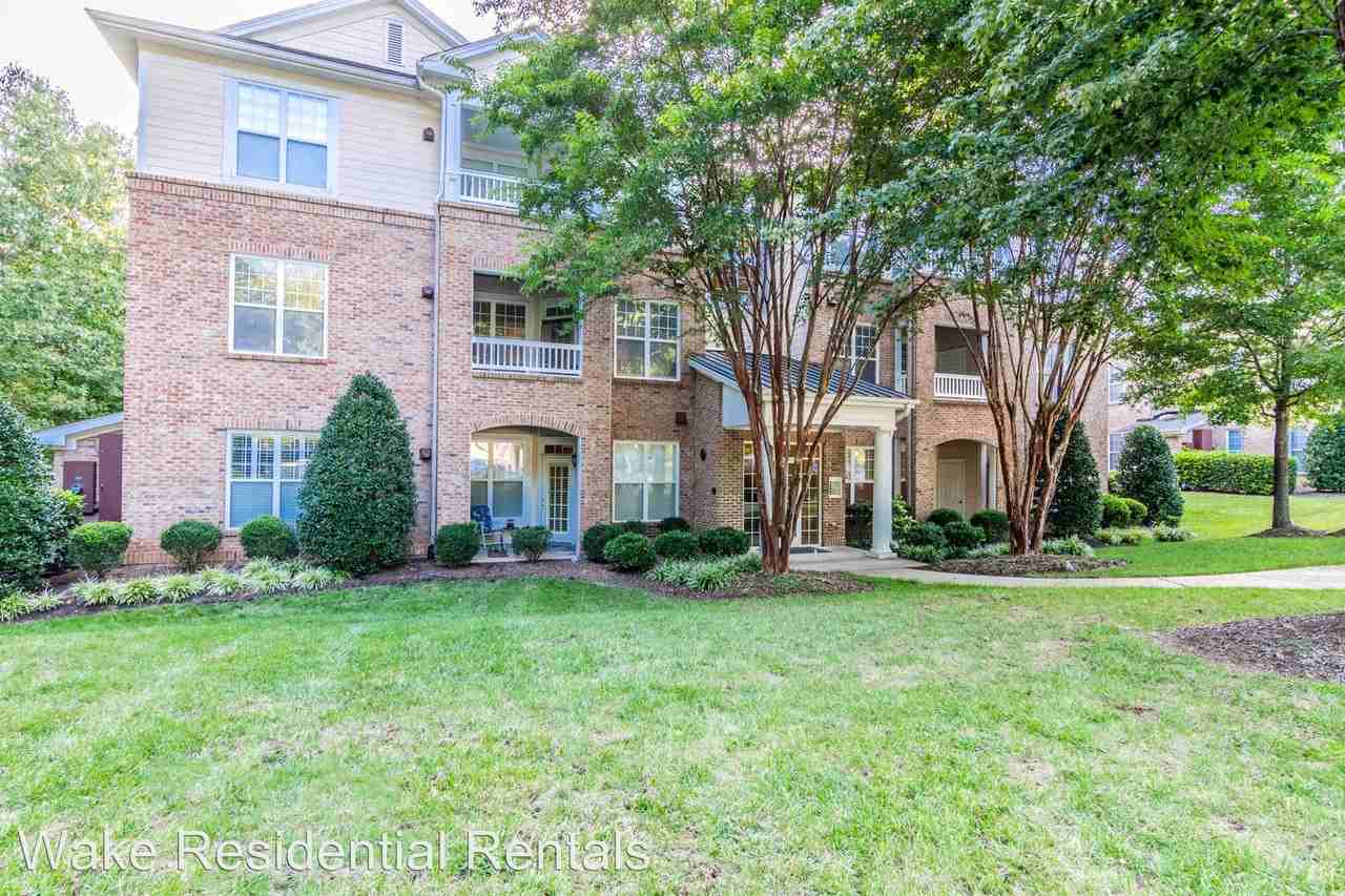 8011 Allyns Landing Way - Photo 2 of 26