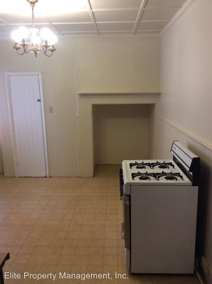 337 W Philadelphia St - Photo 2 of 8