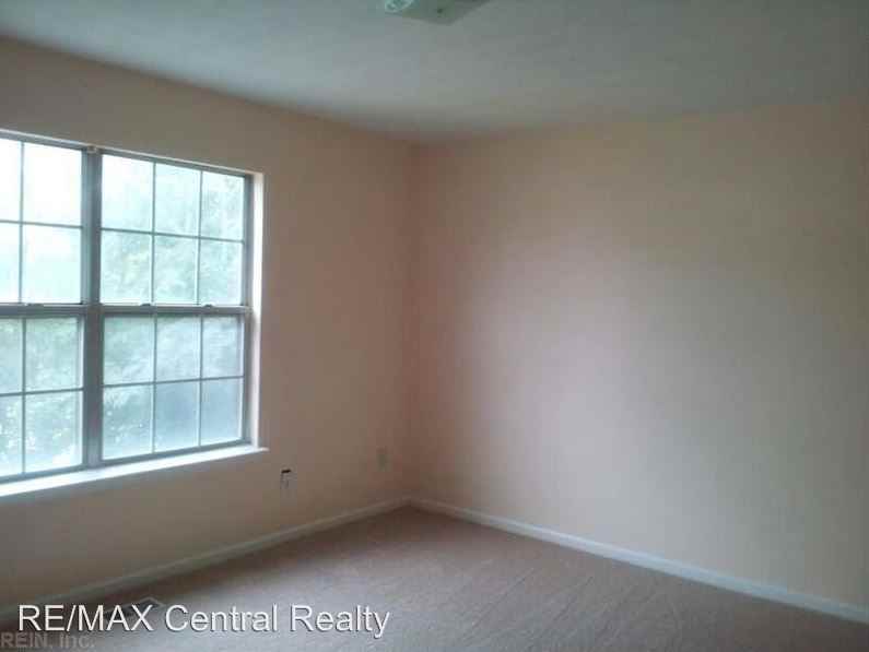 1339 Lead St - Photo 3 of 7