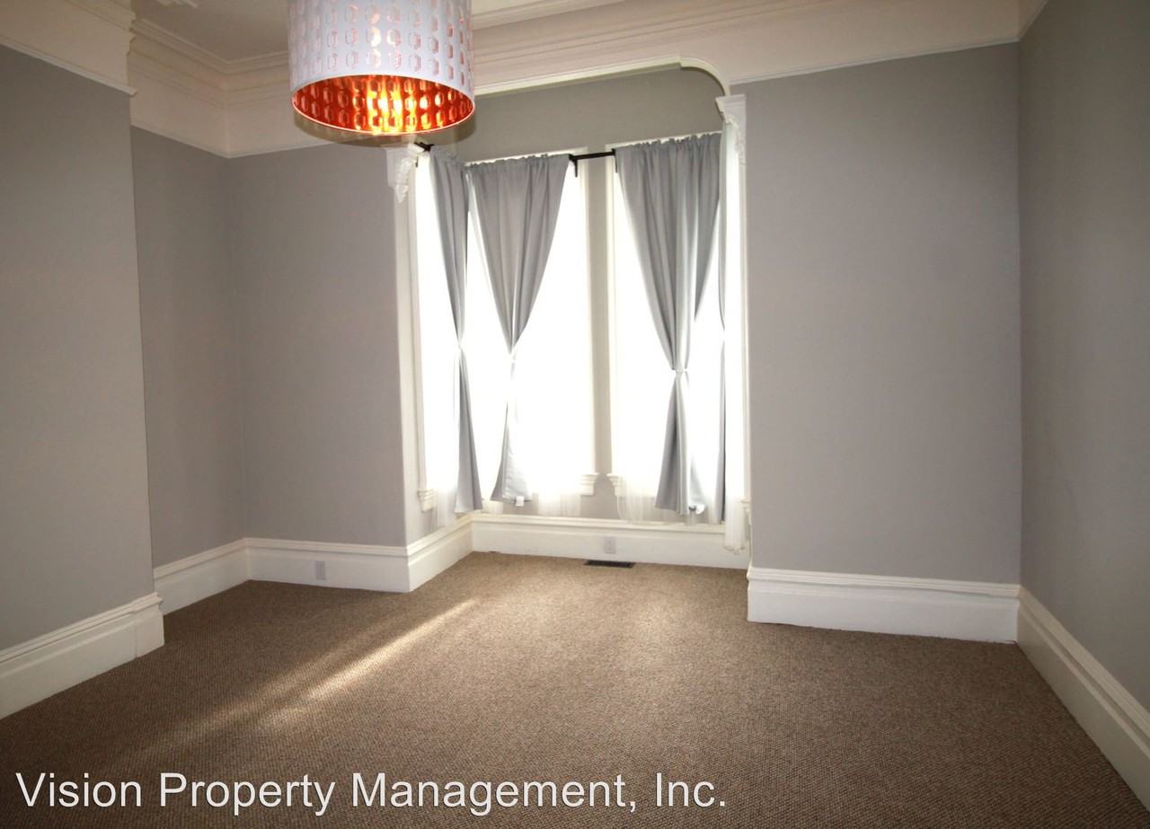 1439 Chestnut St - Photo 2 of 13