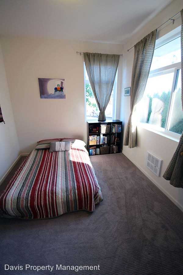 5003 S Fletcher St - Photo 3 of 18