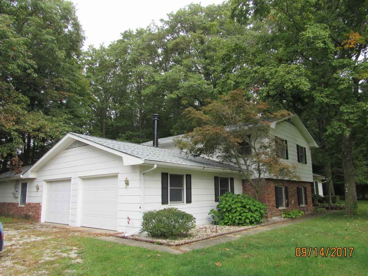 12378 West St - Photo 2 of 32