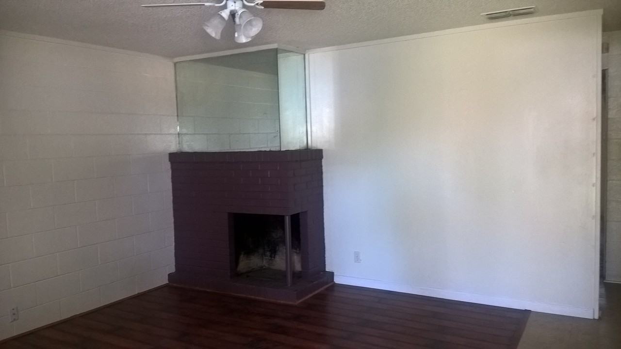 6129 Leola Way - Photo 2 of 11