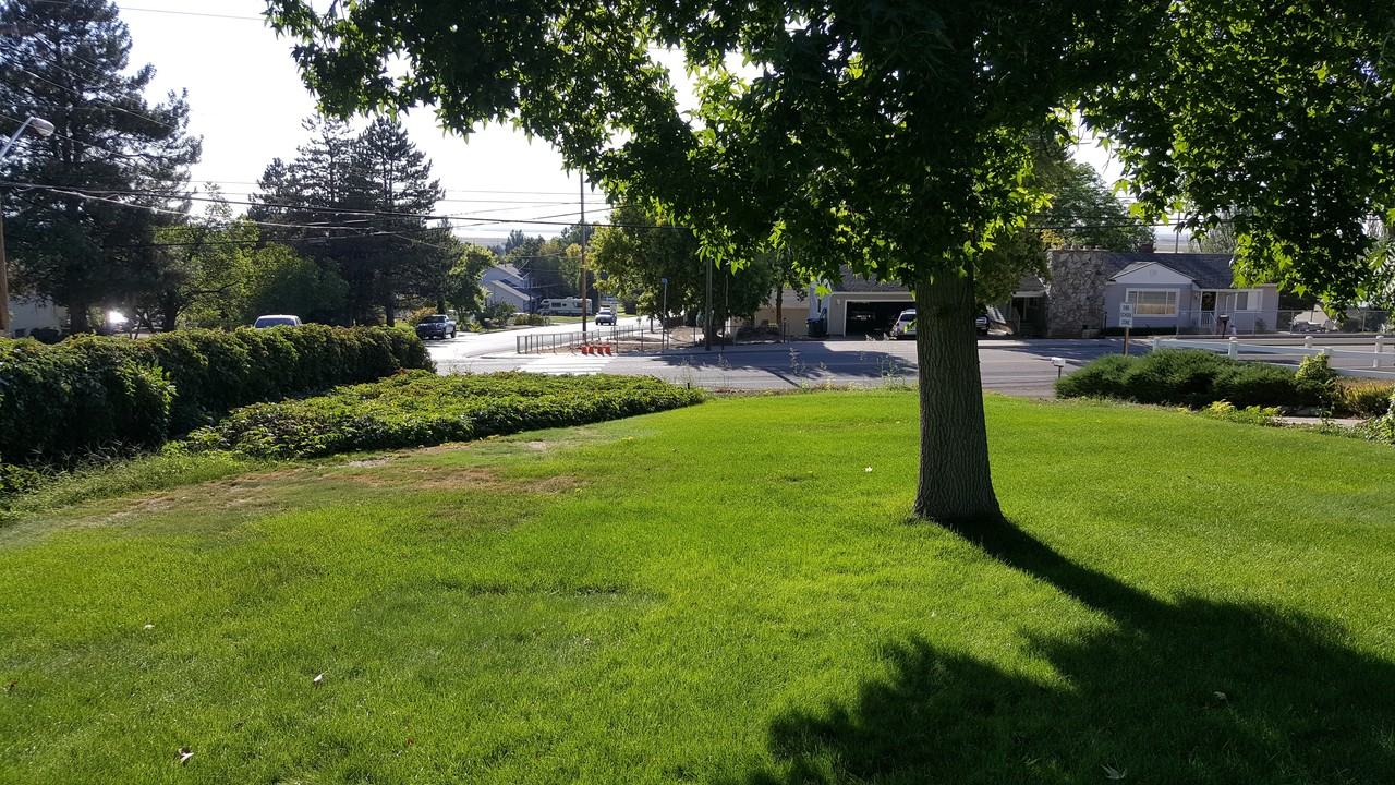 2026 N Main St - Photo 2 of 23