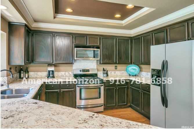 107 Donegan Ct - Photo 3 of 11