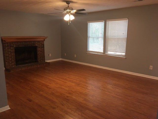 4641 Hampton Chase - Photo 3 of 16