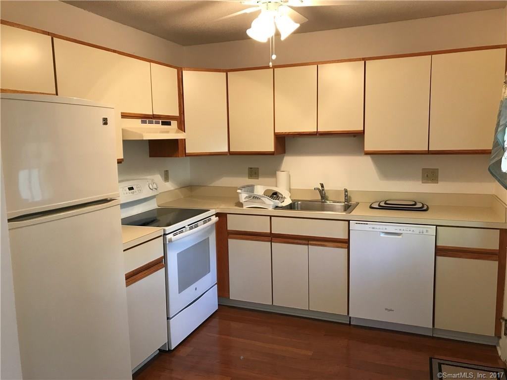 78 Glen Ridge Ct #78 - Photo 3 of 11