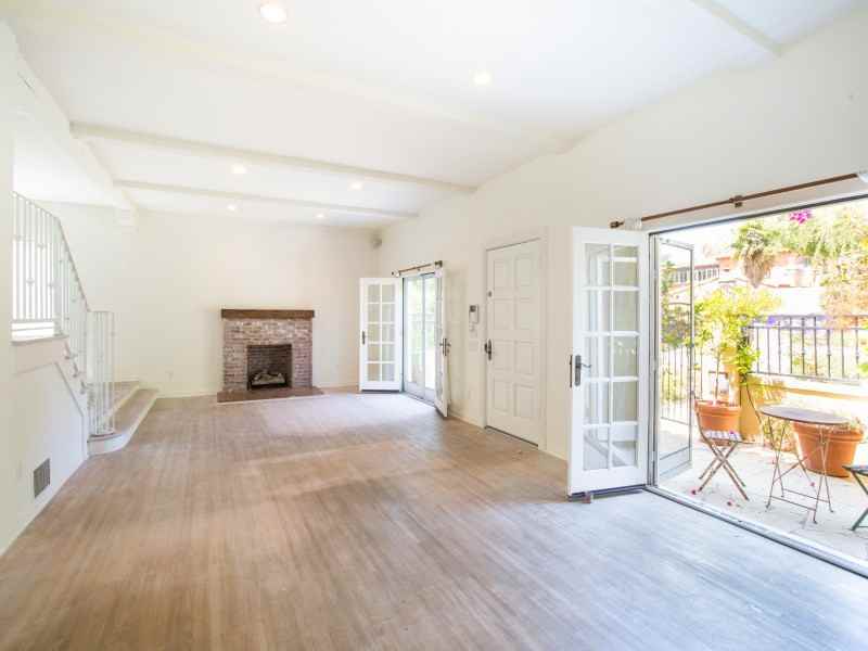 260 S El Camino Dr - Photo 3 of 43