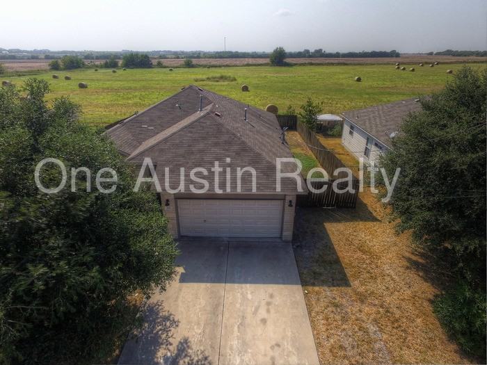 508 Lydia Ln - Photo 3 of 21