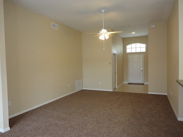 5419 Watson Rd - Photo 3 of 18