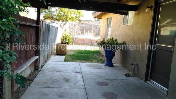 6242 Jones Ave - Photo 3 of 4