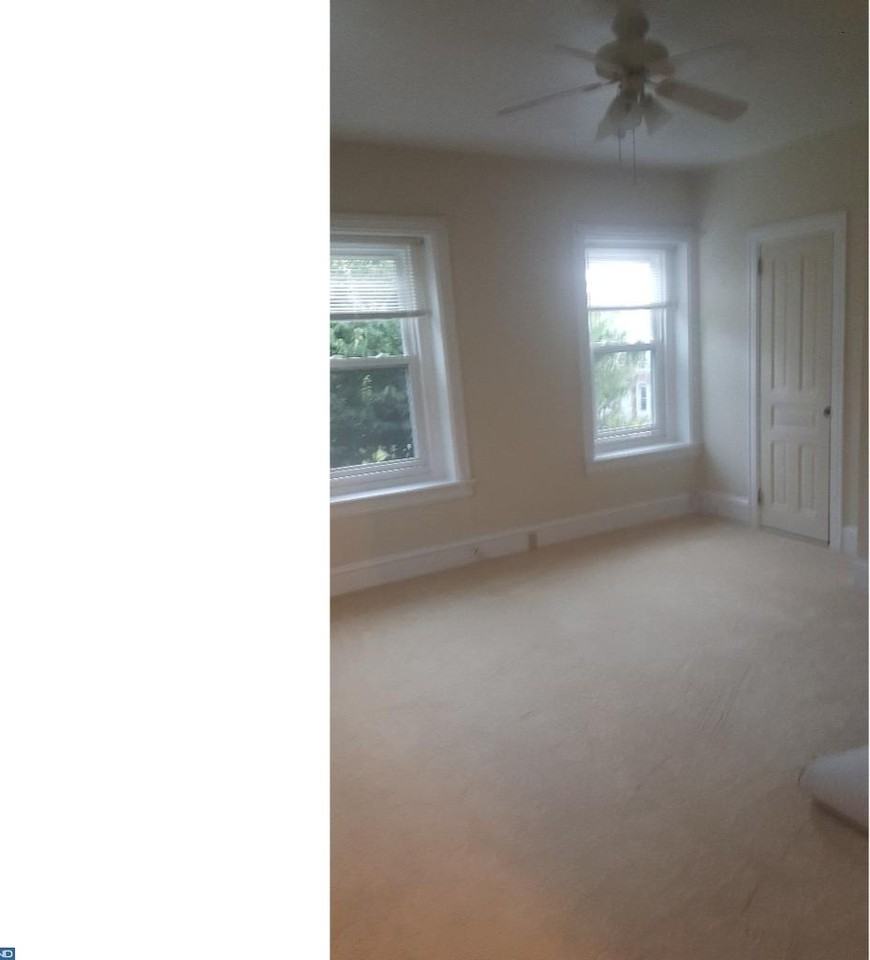 443 Main St - Photo 2 of 11