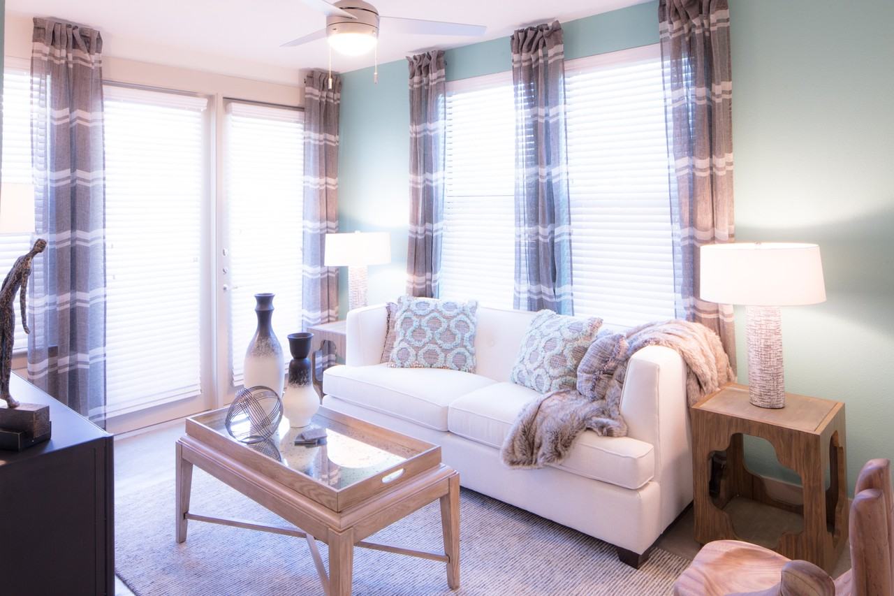 Magnolia on Zang - Photo 2 of 8