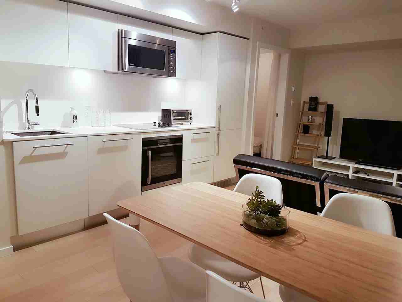 999 Seymour Street - Photo 3 of 13
