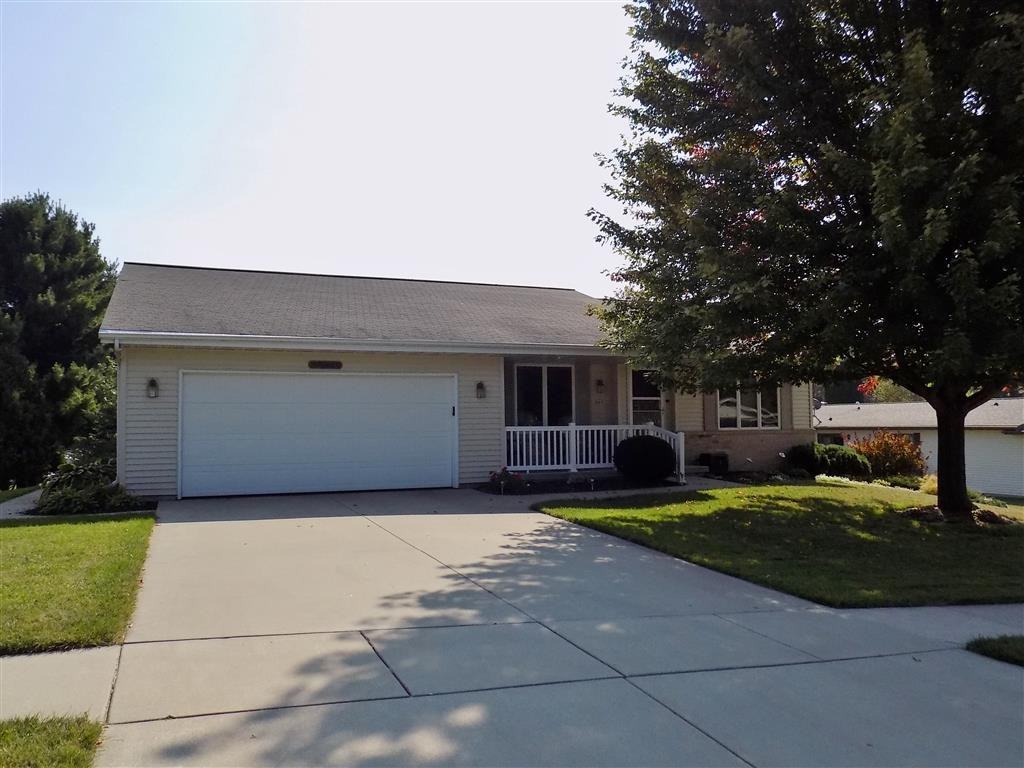 649 Hilltop Ln - Photo 2 of 24