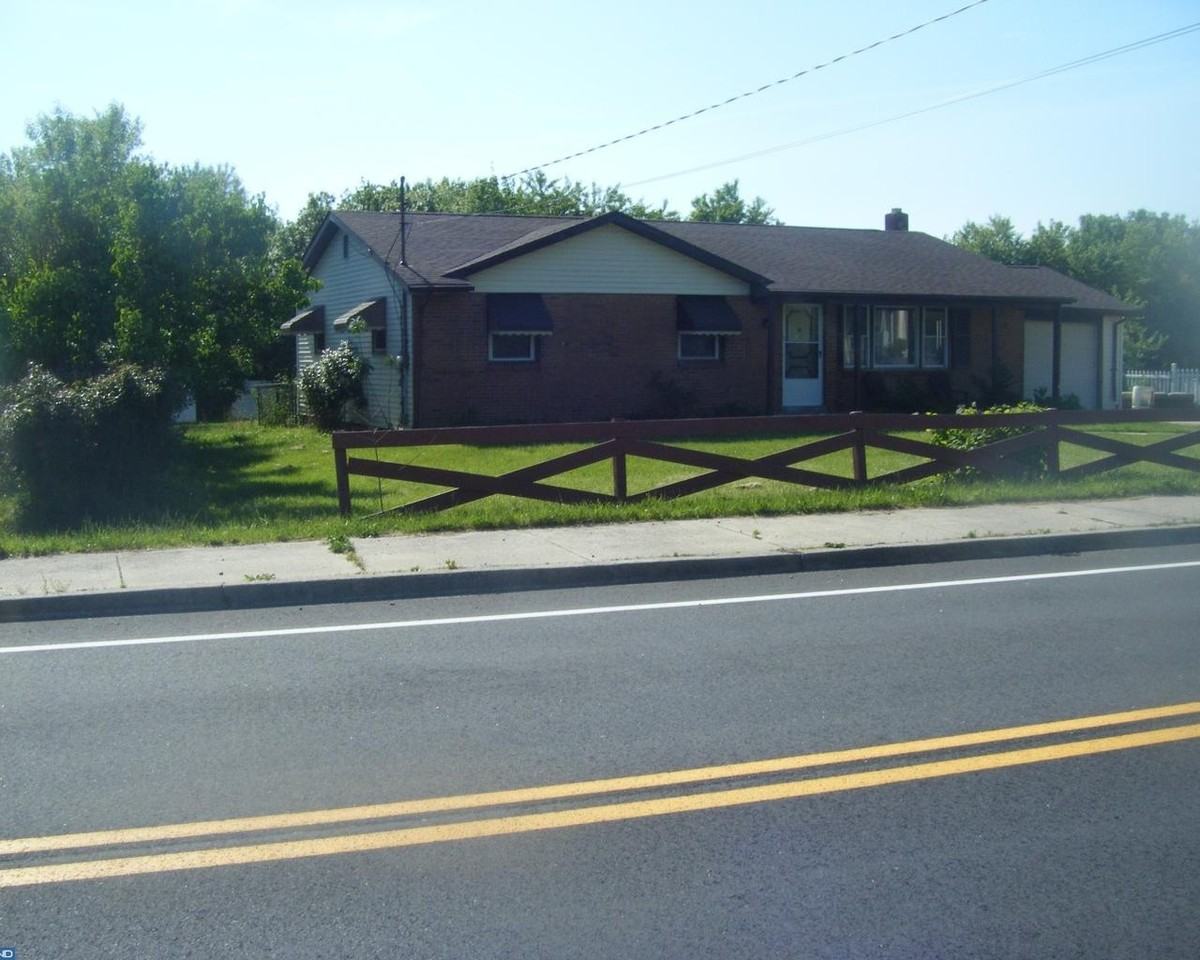 488 Wrightstown Sykesville Rd - Photo 2 of 20