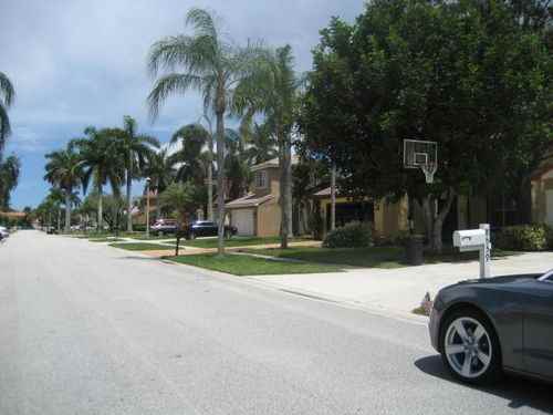 8562 Tourmaline Blvd - Photo 2 of 8