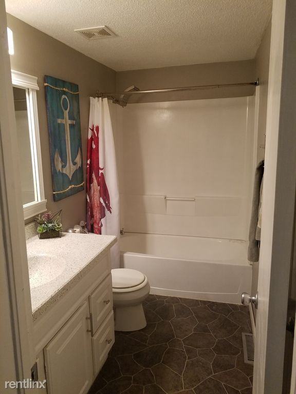 7711 W 64th Terrace - Photo 3 of 7