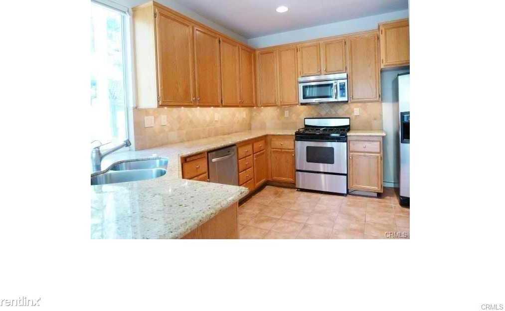 1 Halcyon Ln - Photo 2 of 20