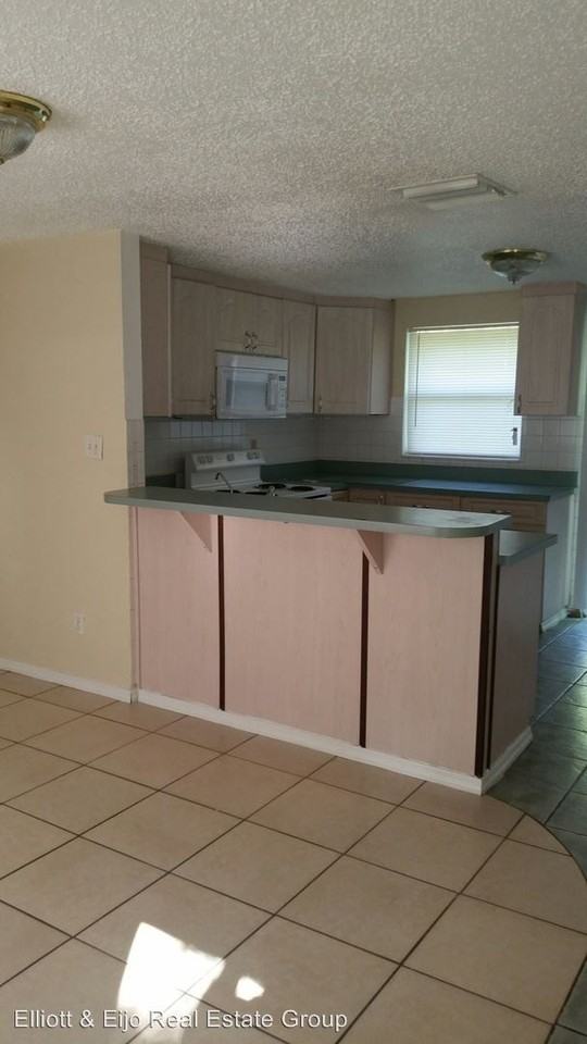 1431 Morris Bridge Rd - Photo 3 of 9