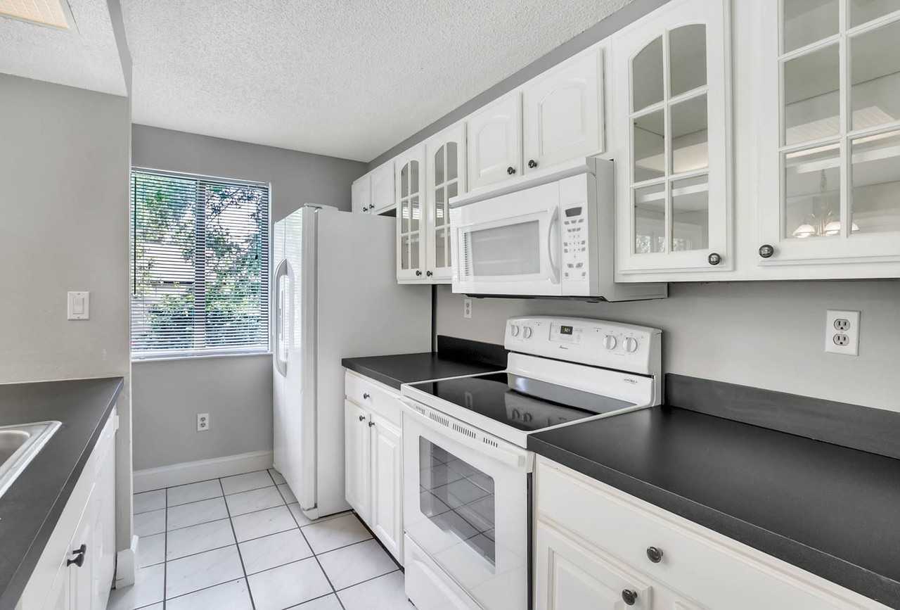 7436 Goldeneye Dr - Photo 3 of 25