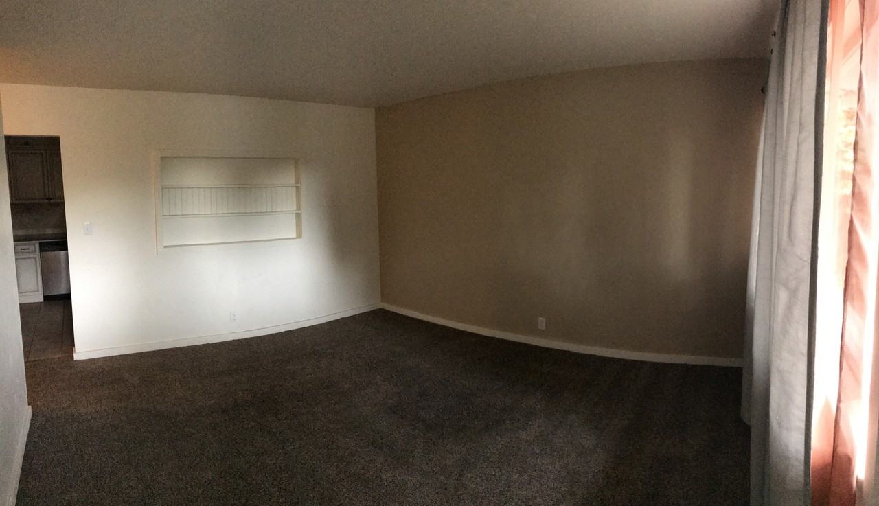 447 S 1450 E - Photo 2 of 17