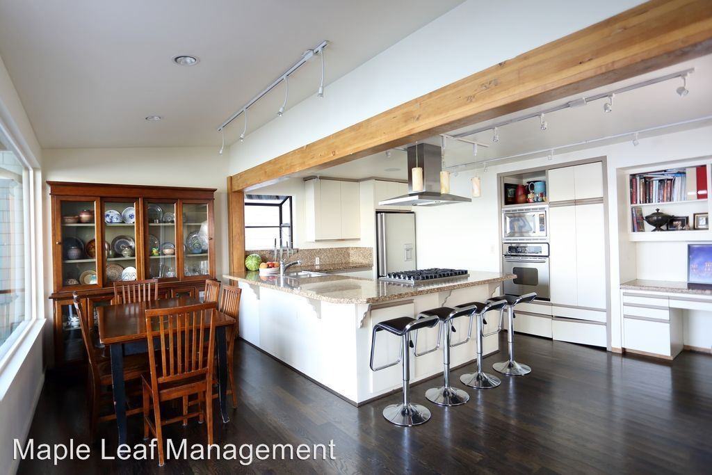 856 West Lake Sammamish Pkwy NE - Photo 2 of 14