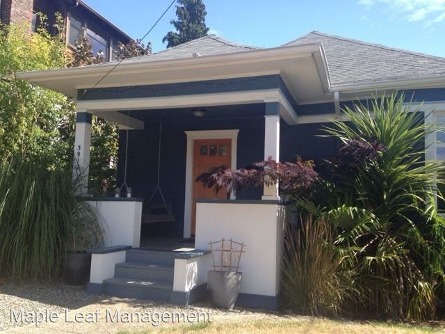 3912 Sunnyside Ave N - Photo 2 of 33