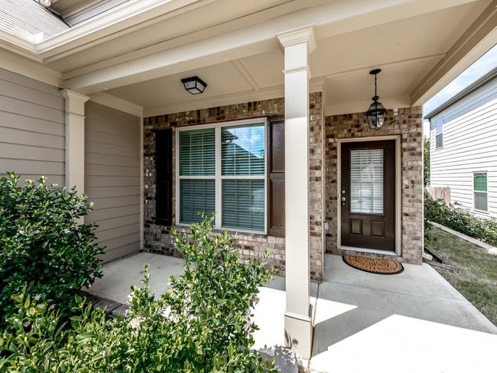 833 Harrison Drive - Photo 3 of 40