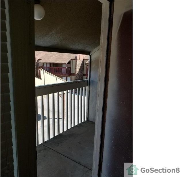 256 Hinton Blvd - Photo 3 of 9