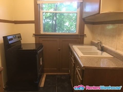 5431 Cabanne Ave - Photo 2 of 8