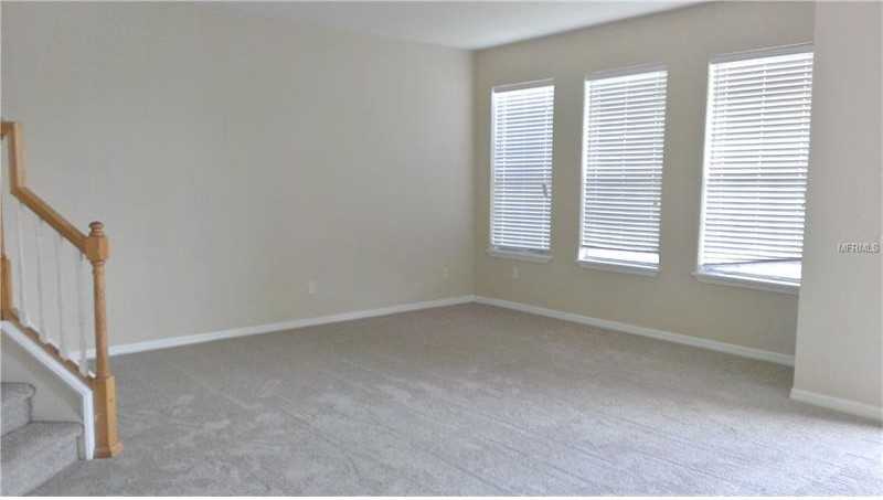 8518 Shallow Creek Ct - Photo 3 of 20