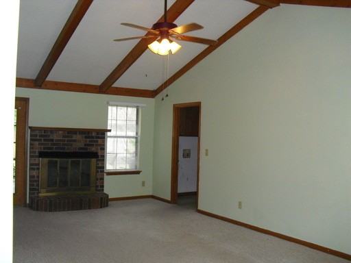 1022 Arborwood Dr #128 - Photo 3 of 6