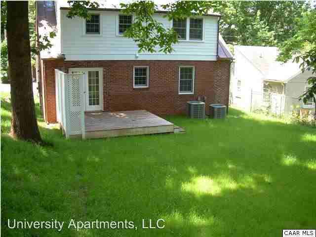 110 Kent Terrace - Photo 3 of 50