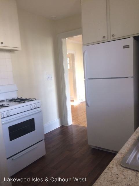 3826 W 31st St - Photo 3 of 4