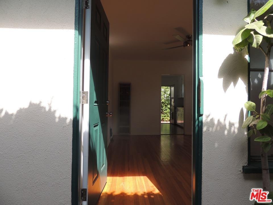 3812 Bledsoe Ave - Photo 2 of 20